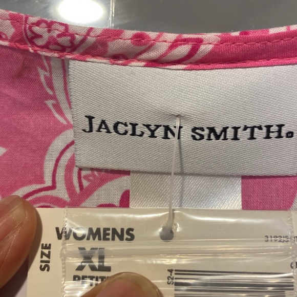 Jaclyn Smith size XL top New With Tags - Picture 2 of 5